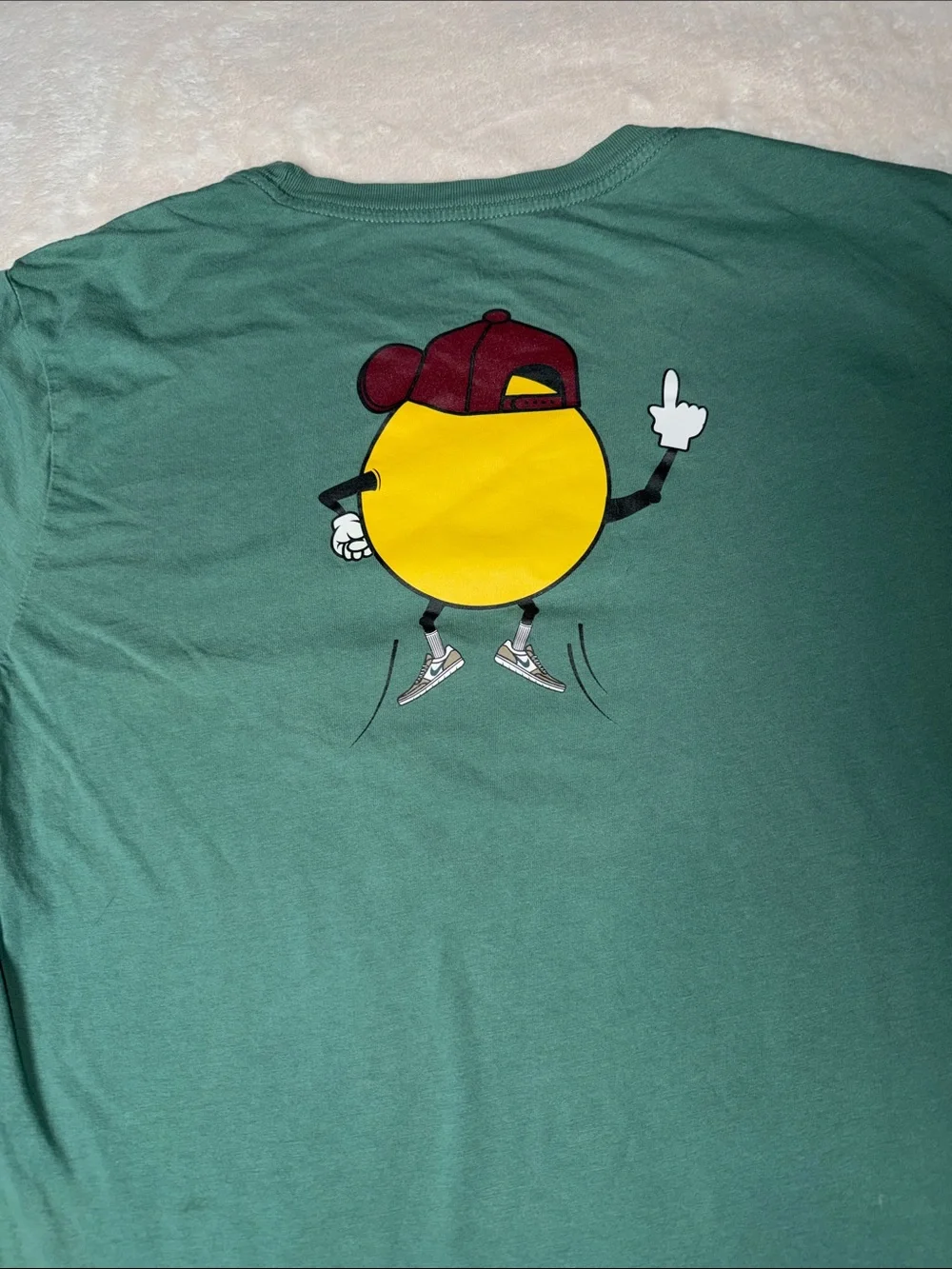 Nike SB Men’s S Swooshface Graphic Skateboarding T-Shirt Green Fall 2019 EUC